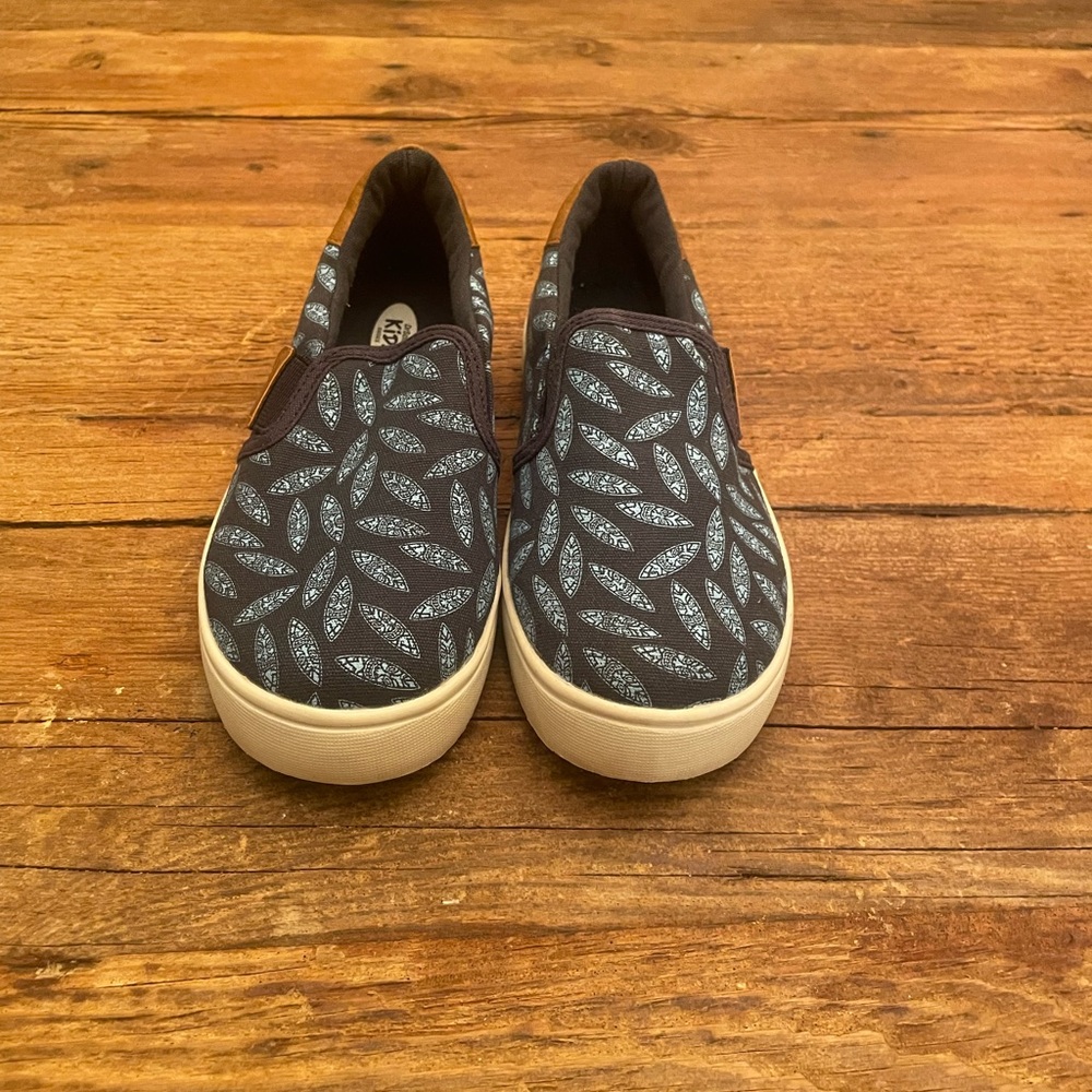 Kids shoes